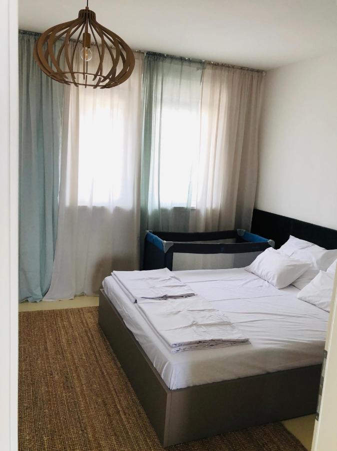 Apartman Meghan Novi Vinodolski Exterior foto